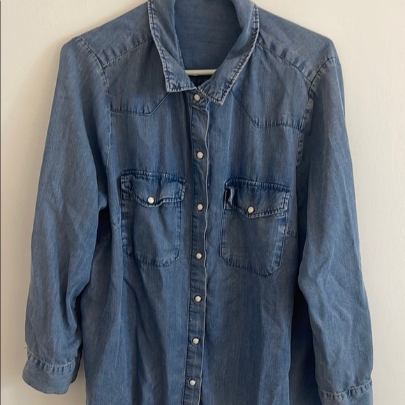 Casual Denim Button-Up Shirt velvet heart - Picture 1 of 6